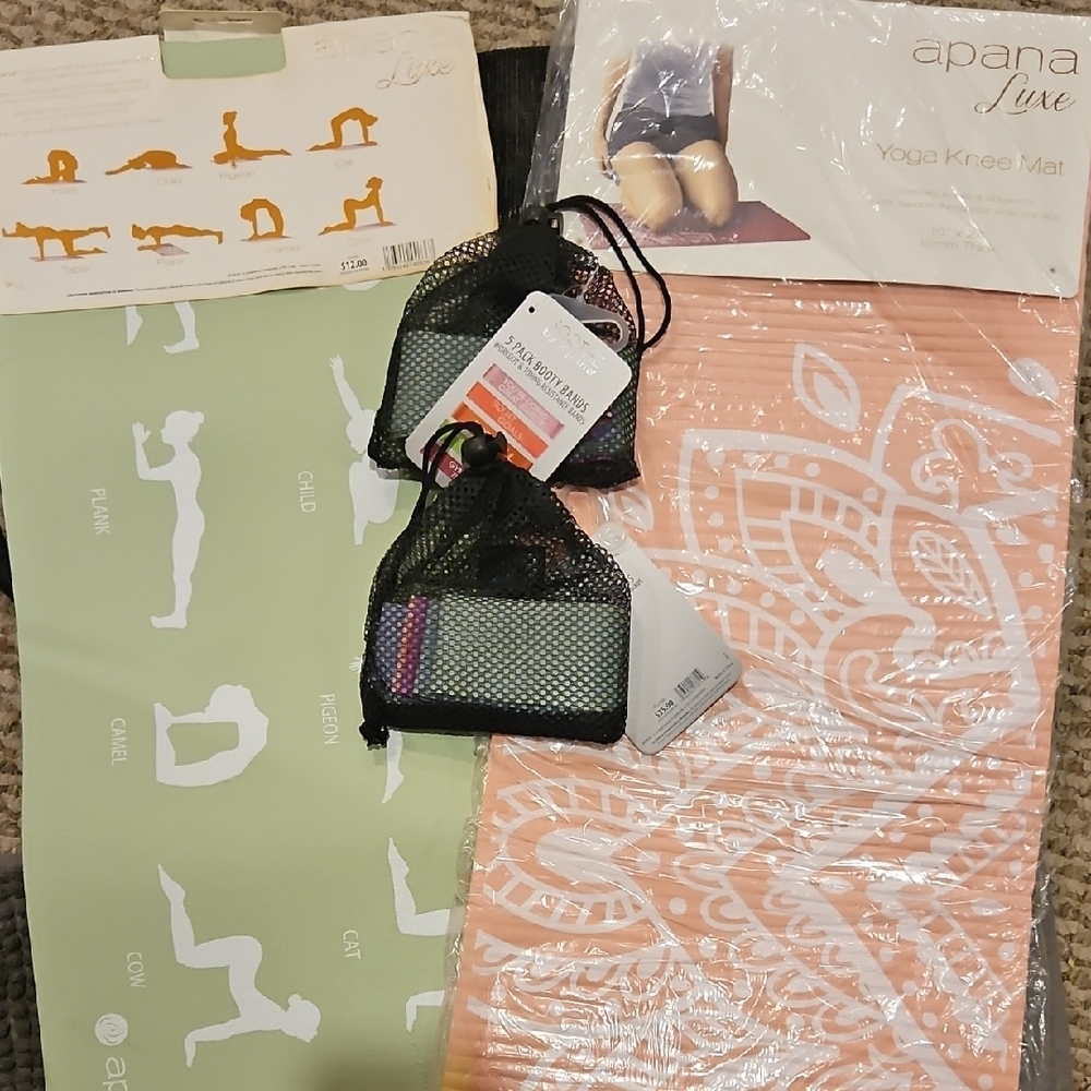 Apana Yoga Mat and Sooth Booty Bands Set - Green and Orange. 2 Of Each